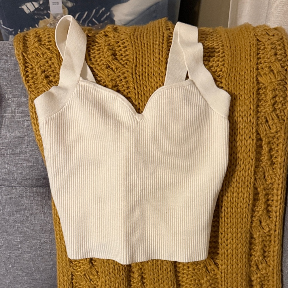 Abercrombie & Fitch Cream Ribbed Knit Top